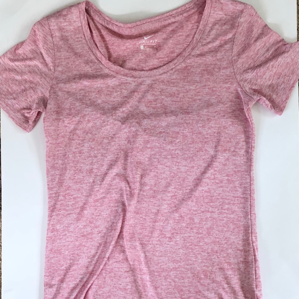 {nike} dri-fit workout top